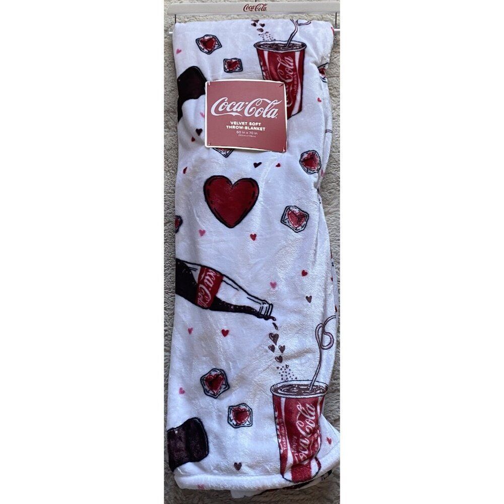 Coca Cola Bottle To Cup Heart Ice Cubes Valentines‎ Throw Blanket 60 X 70” NEW